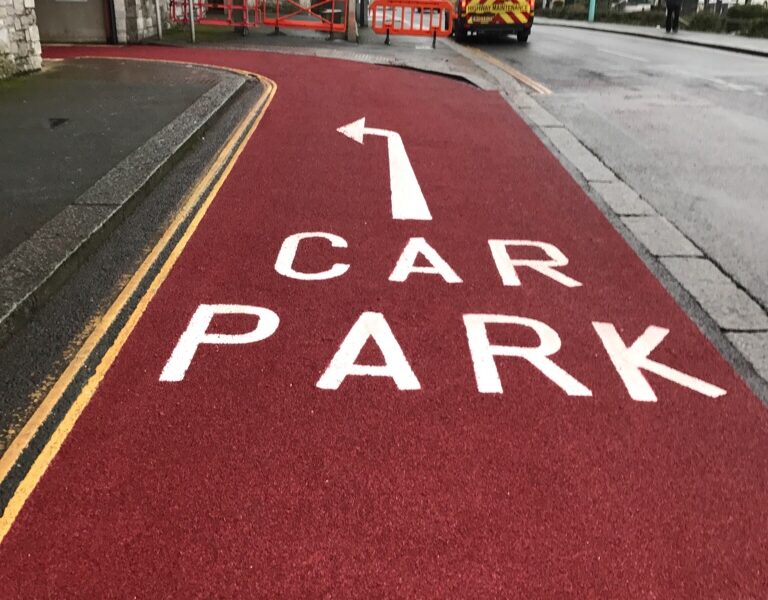 Hypergrip carpark sign